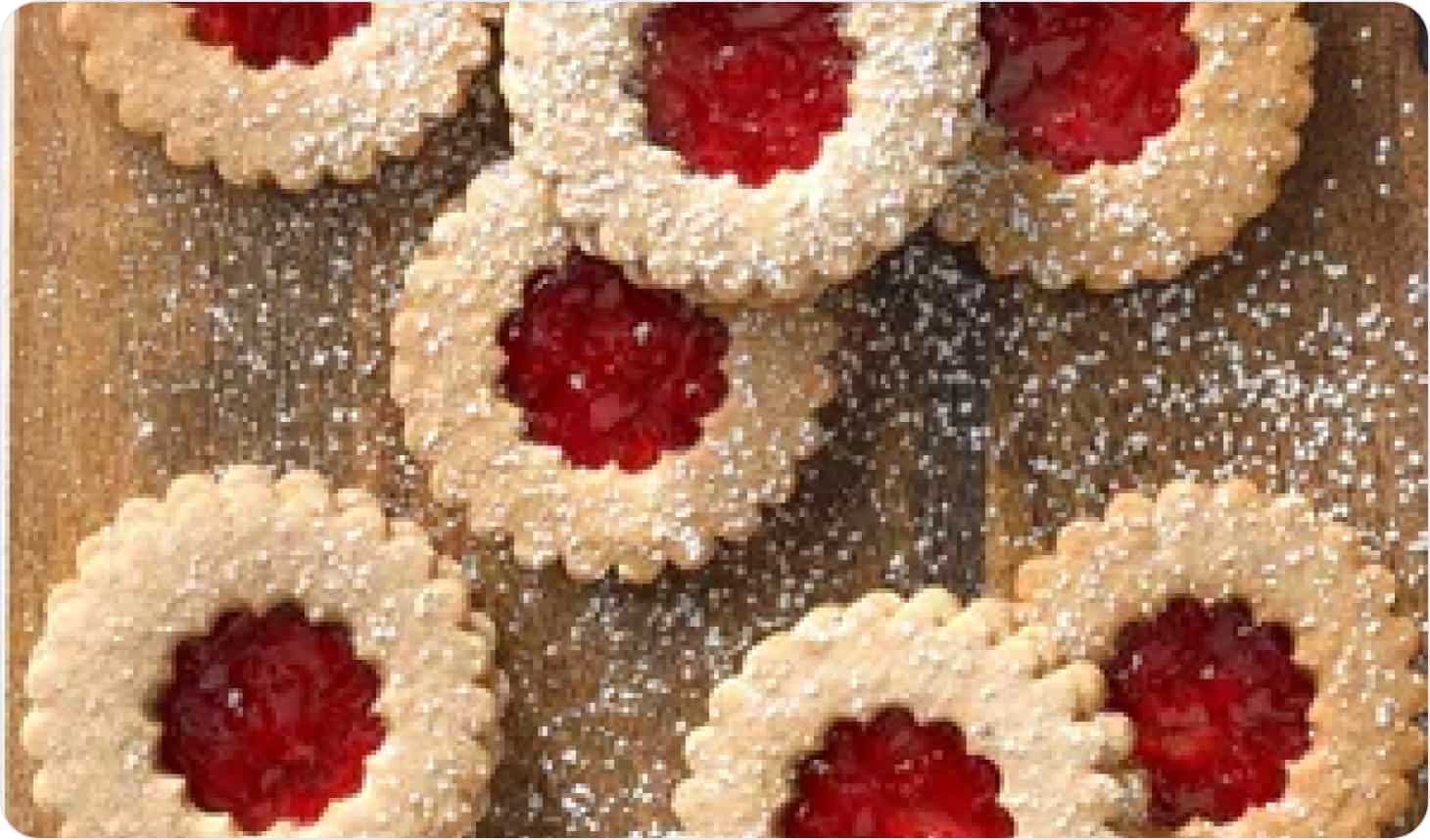 Linzer Cookies with raspberry jam