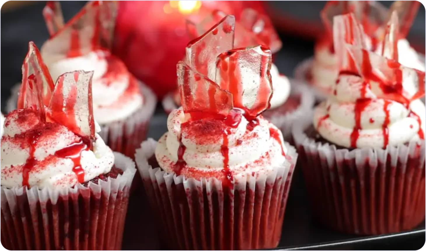 Bloody cupcakes decoration