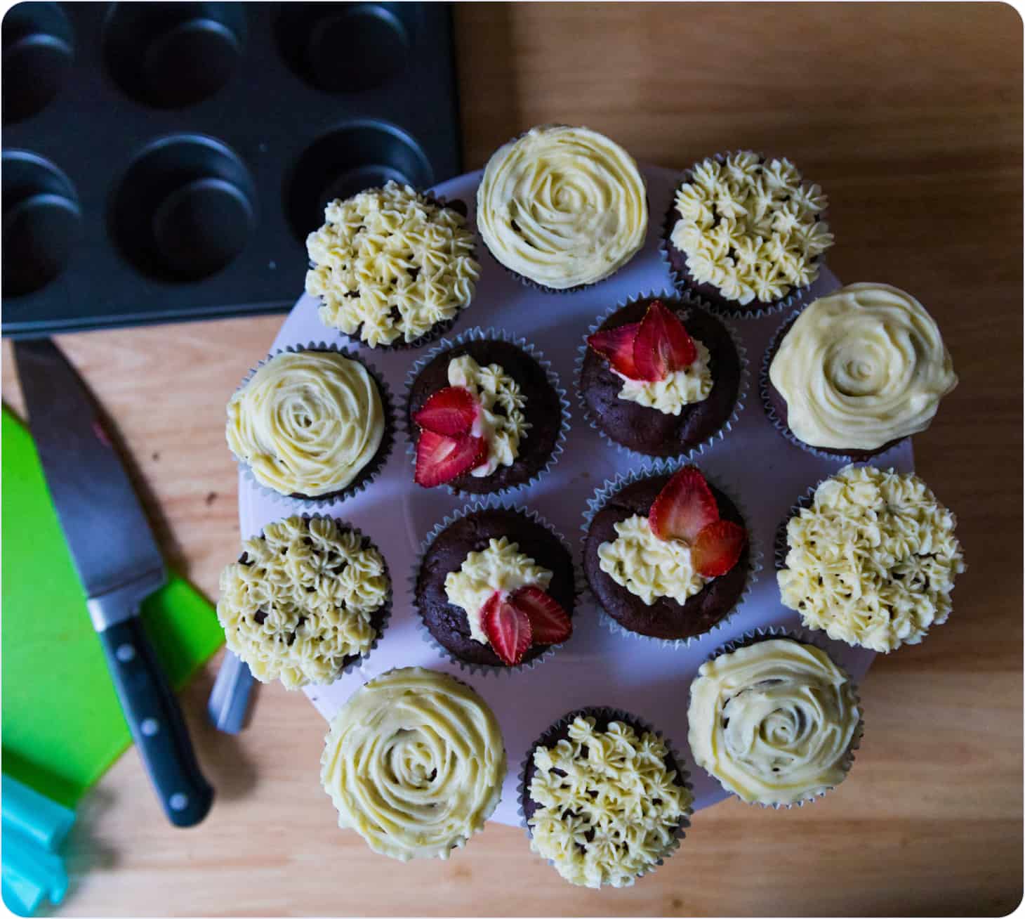 Example of making stars and rosettes with buttercream